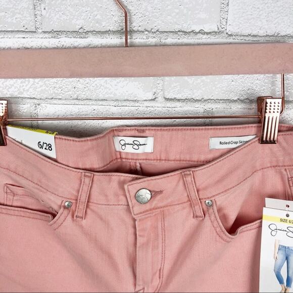 Jessica Simpson NWT Rolled Crop Skinny Rosette Jeans Size 6/28 - Picture 4 of 8